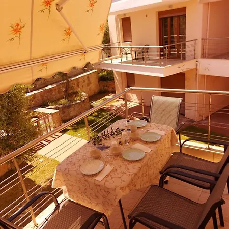 Elia Appartement Pefkochori